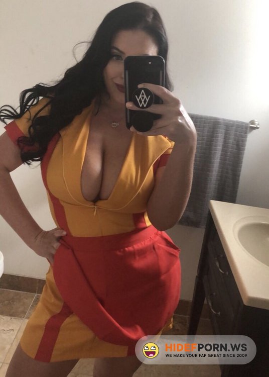 picvrcosplayx.com - Angela White, Emma Hix - 2 Broke Girls A XXX Parody [HD 960p]