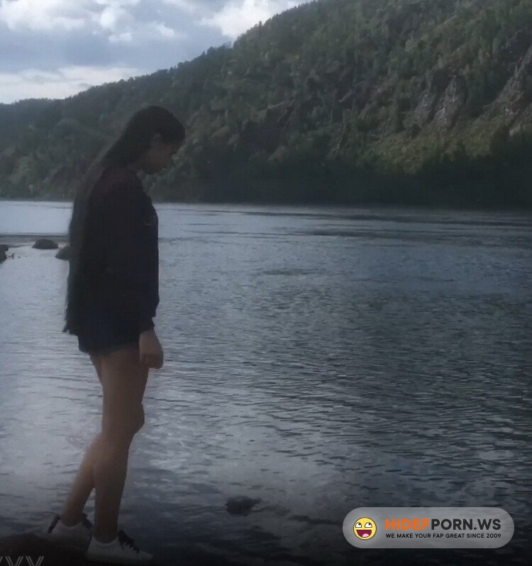 Maryvincxxx Aka Maria Romanova - Beautiful Teen Suck Dick in the Wild [UltraHD 4K 2160p]