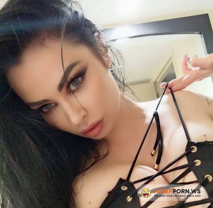 OnlyFans.com - Queenschmanda - 18-08-2020 [UltraHD 4K 2160p]