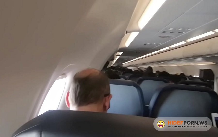 Amateurporn.cc - Amateur - Public Airplane Blowjob [HD 720p]
