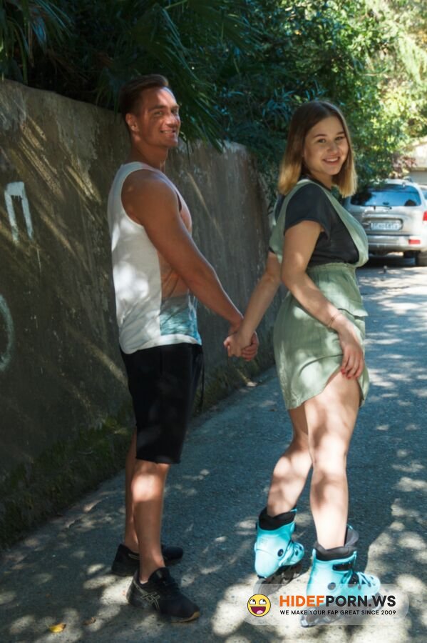 TeenSkeet.com - Amalia Davis - Roller Skater Fuck In The Ass [FullHD 1080p]