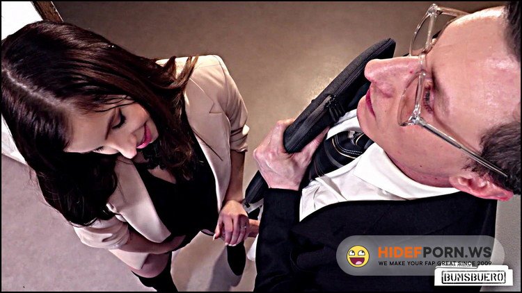 BumsBuero.com/PornDoePremium.com - Vanda Angel - Hardcore Sex in Kinky Office Affair Fantasy [FullHD 1080p]