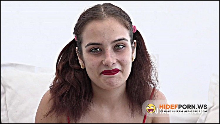 PutaLocura.com - Maria Teen - ALL THE LOADS IN HER PUSSY AND FACE (SE CORREN TODOS EN SU CHOCHITO Y CARA) [HD 720p]