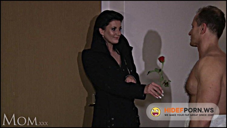 MomXXX.com - Olivia, George - Masterclass - Valentine's Treat [FullHD 1080p]