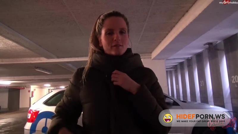 MyDirtyHobby - Schnuggie91 - OMG! Mitten im Parkhaus fast erwischt worden [HD 720p]