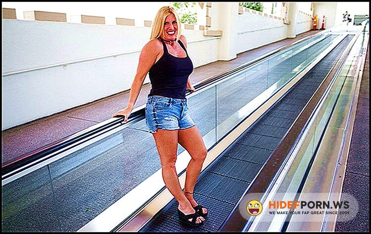 Mompov.com - Karie - Thick blonde horny swinger MILF [HD 720p]