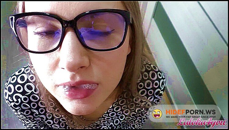 Laloka4you - Girl Deep Sucks Stranger s Dick After New Year Party [FullHD 1080p]