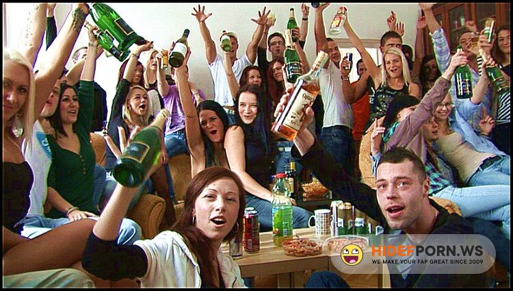 CzechHomeOrgy.com/CzechAV.com - Amateur - CZECH HOME ORGY 6 - PART 1 [HD 720p]