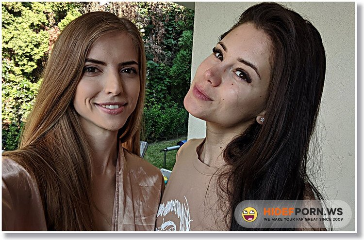 LittleCaprice-Dreams - Emelie Crystal, Little Caprice - SUPERPRIVATEx Emelie Crystal Get Used) [FullHD 1080p]