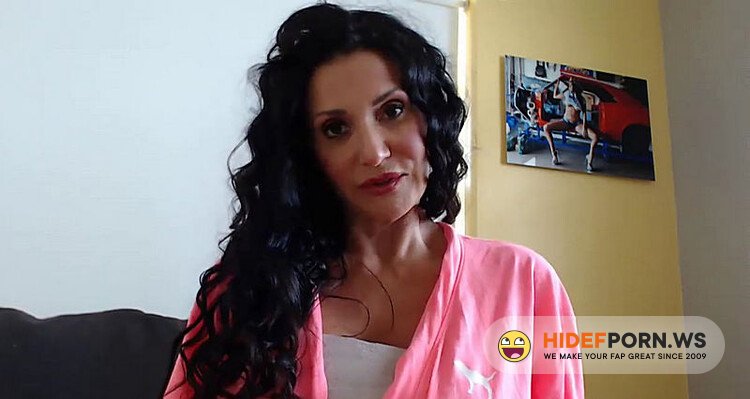 Butt3rflyforU Fantasies / Clips4sale - Butt3rflyforU - Mommy's New Double D's get Jizzed On By Her Son [HD 720p]