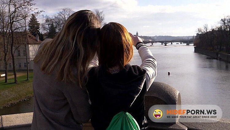 PeeInDetail/Power-Pissing - Renata Vesecka, Bara Cermakova - Two tourists [HD 720p]