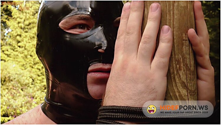 Governess Ely and Mistress Evilyne - Whipped in the sun 2 [FullHD 1080p]