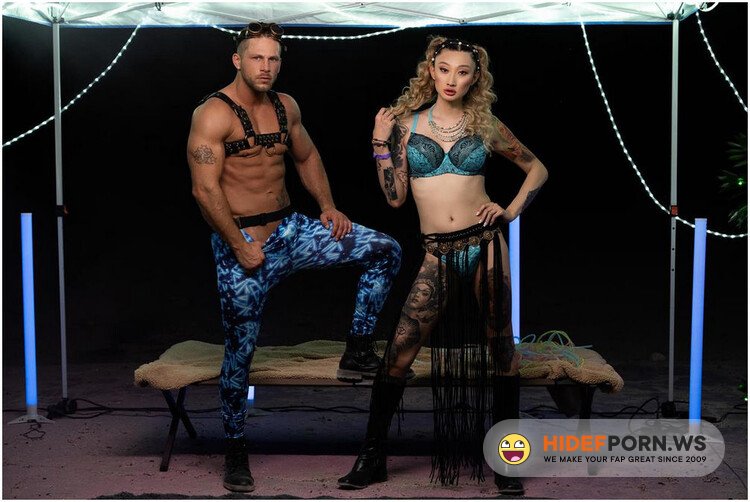 TransAngels - Billie Beaumont, Roman Todd - Raver Girl's Desert Pounding [FullHD 1080p]