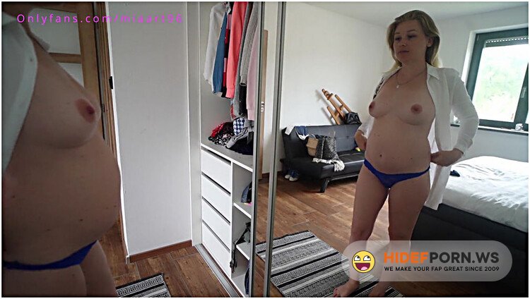 ModelHub A pregnant girl lets milk drink from her breast and gets a creampie [FullHD 1080p]