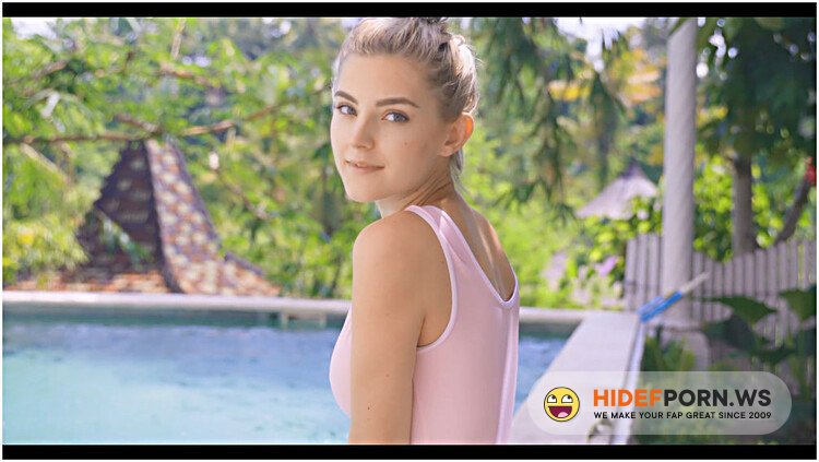 Onlyfans - Eva Elfie - Poolside Fun [FullHD 1080p]