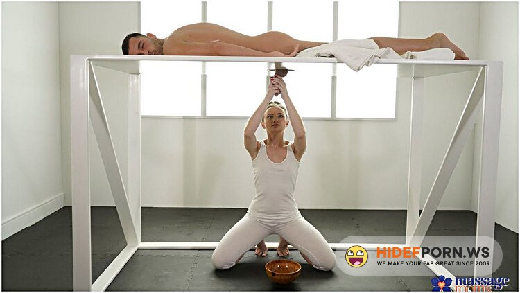 SexyHub/MassageRooms - Lady Bug - Intimate orgasms on milking table [HD 720p]