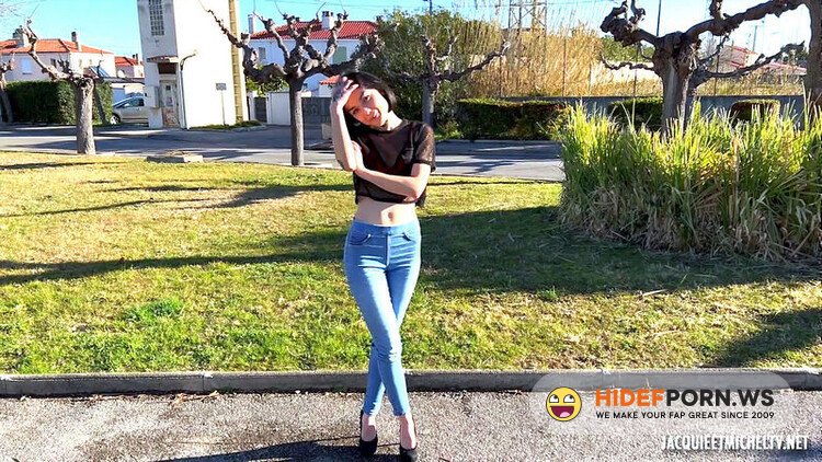 JacquieEtMichelTV.net - Crystal Cherry - Crystal soigne sa frustration anale [FullHD 1080p]