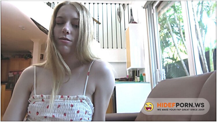 PerfectGirlfriend - Mella Megan - Best Friends Experiment [FullHD 1080p]