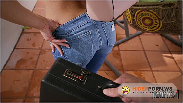 Mofos/PublicPickups - Sky Pierce - Bag Switch-aroo [FullHD 1080p]