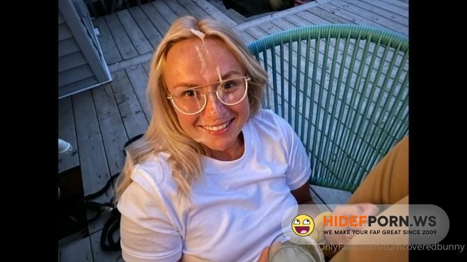 Onlyfans - Cumcoveredbunny - Evening Cumwalk [2022/FullHD]
