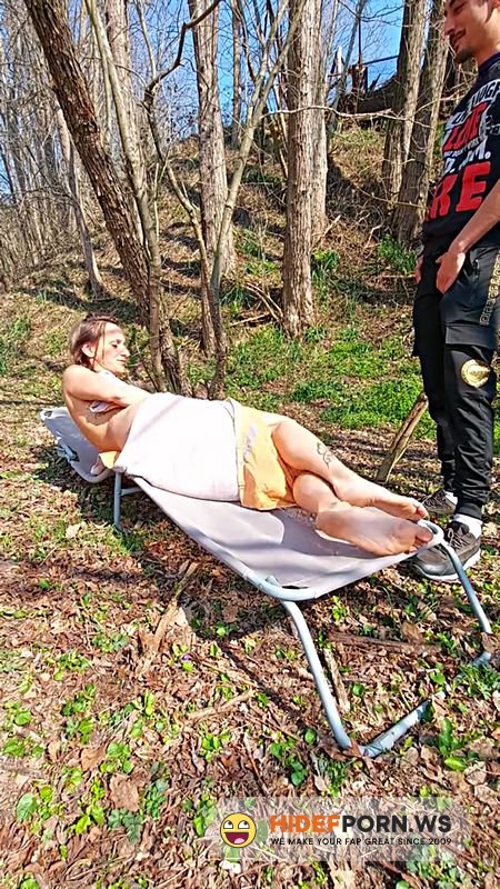PornHub.com - coppiabollente7 - Outdoor Squirting In The Woods With a Stranger [FullHD 1080p]
