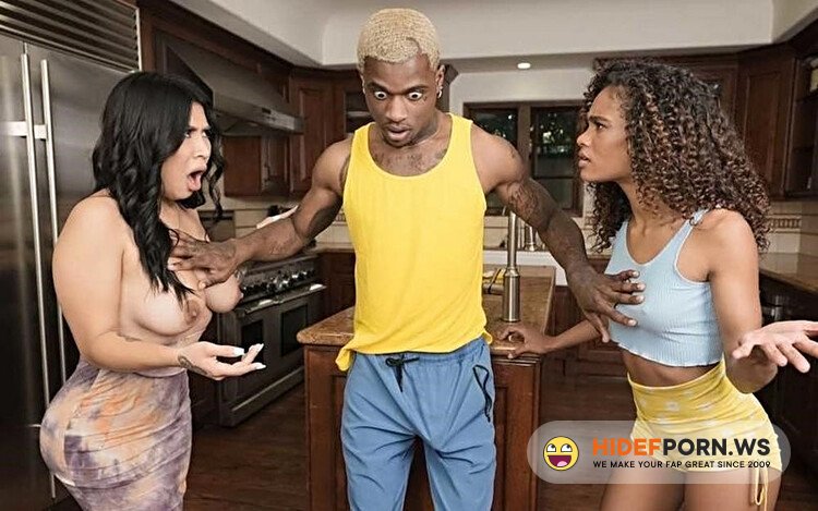 BrazzersExxtra.com / Brazzers.com - Scarlit Scandal, Tokyo Lynn, Damion Dayski (Damn, Damion Sharked!) [Full HD 1080p]