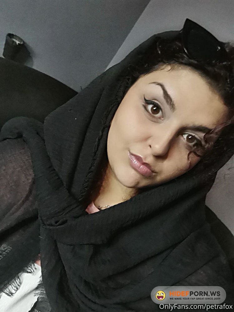 Onlyfans.com - Petra Fox - 96 Video + Images [FullHD 1080p]