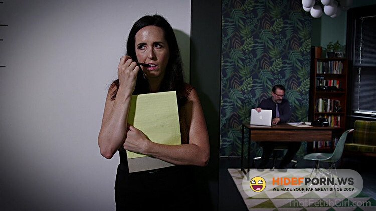 Clips4Sale - That Kinky Girl - Mesmerizing Her Boss For His Cock Wallet [FullHD 1080p]