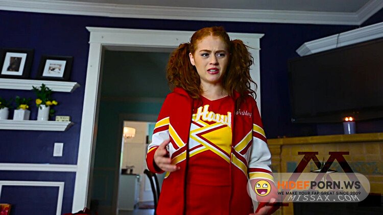 Clips4Sale - Allie Summers As a Cheerleader Hypnotized By a Spray [HD 720p]