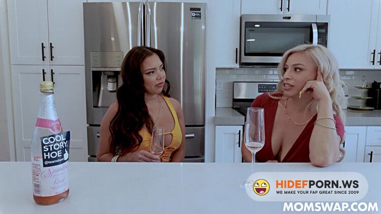 MomSwap - Demi Nova And Lory Lace Art Project Swap [FullHD 1080p]