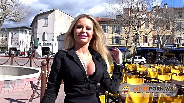 JacquieEtMichelTV.net / Indecentes-Voisines.com - Joanna (Joanna, 30ans, hotesse de lair / 11.03.2018) [Full HD 1080p]