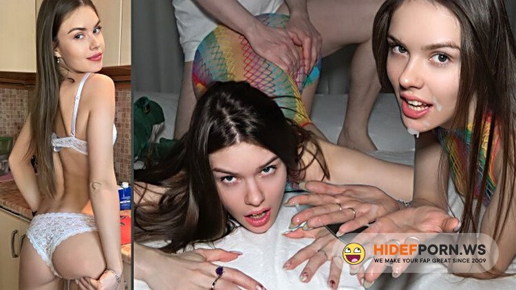PornHub.com - LIFE OF A COLLEGE GIRL - Enjoying Tasty Food And Cock - Princess Alice [FullHD 1080p]