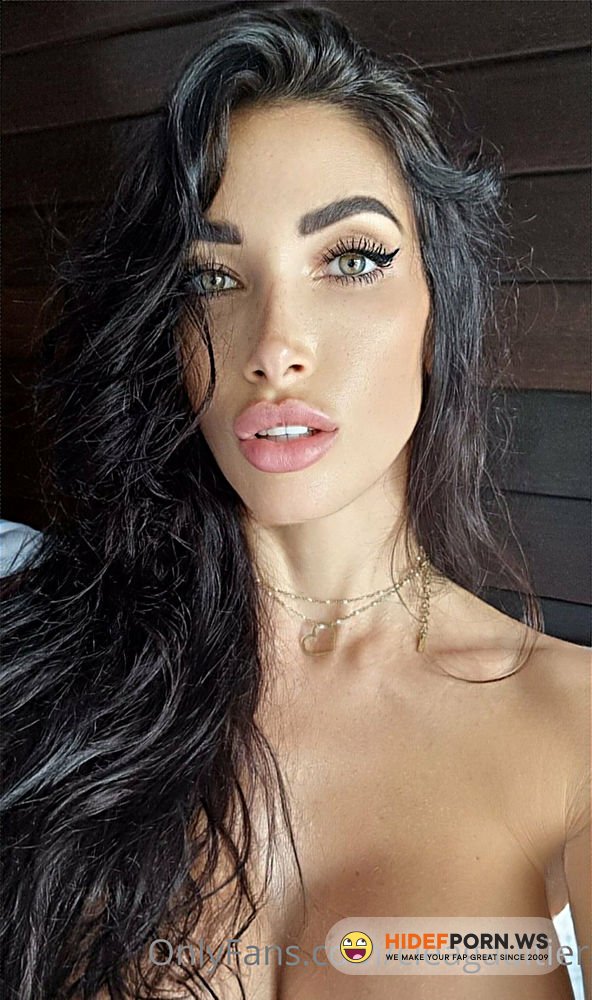 CleaGaultier-Official - Clea Gaultier - She Makes Me Wet Feat Anna Polina [FullHD 1080p]