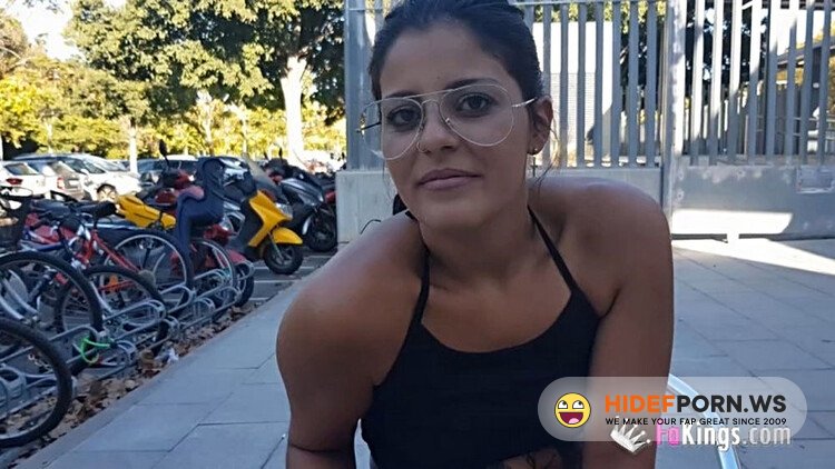 FAKings - Rebeka Diamond ("Quiero hacer carrera en el porno pero anal no, ?no, mi culo no, mi culo no!" SPOILER: Se lo follamos ;P) [HD 720p]