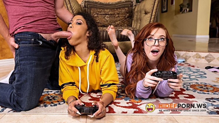 BrazzersExxtra / Brazzers - Jeni Angel & Madi Collins (Gamer Girl Threesome Action) [Full HD 1080p]