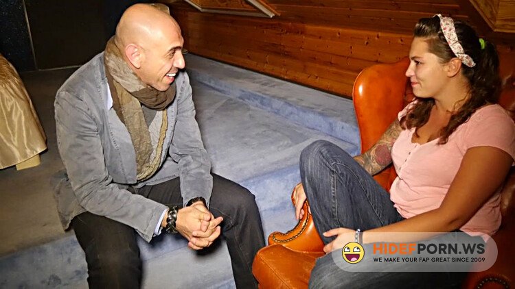 VurigVlaanderen.be/MeidenVanHolland.nl - Karin Bij Grootmoeder Thuis Geneukt [HD 720p]