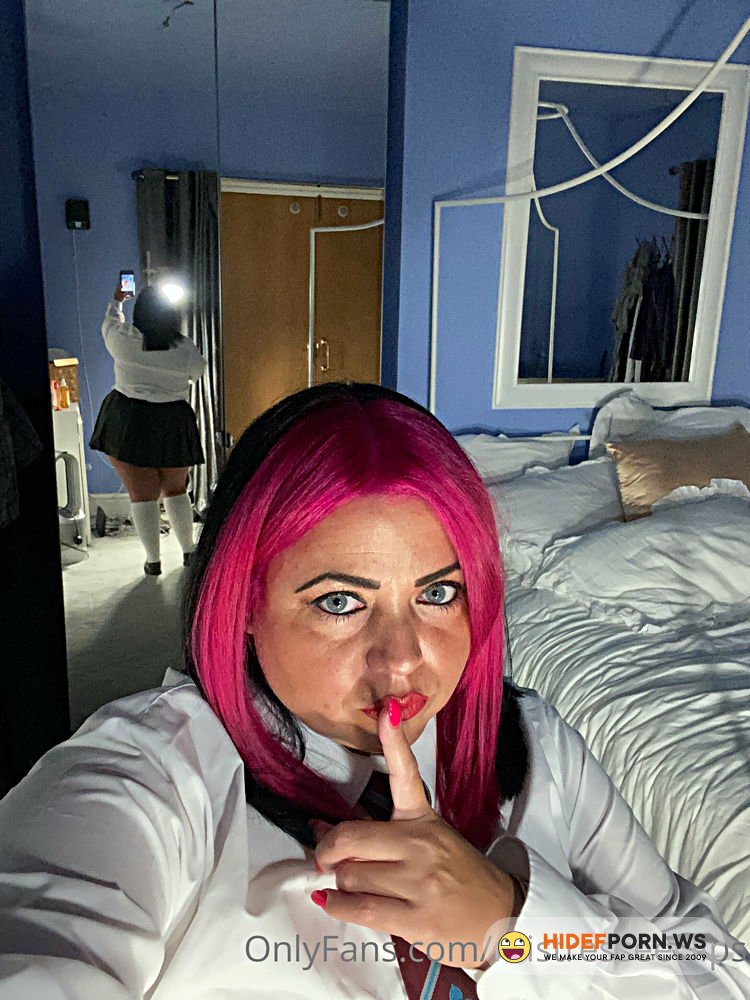 Onlyfans - Mistresseeclips-18-05-2022-2459539955-Nurse-Gives-Out-Her-Medicine [HD 720p]