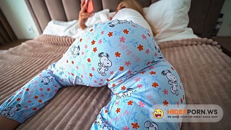 Pornhub - StepDaddy Teaches Me First Anal [FullHD 1080p]