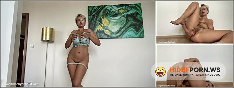 Angel Wicky Gaping And Farting [FullHD 1080p]