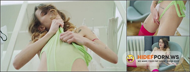 Wow Girls - Adelle Unicorn.A Burnout Inside [FullHD 1080p]