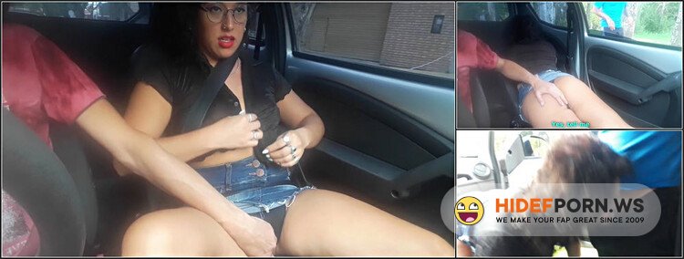 Latin-Queen - Stranger Masturbates My Wife In The Park [FullHD 1080p]