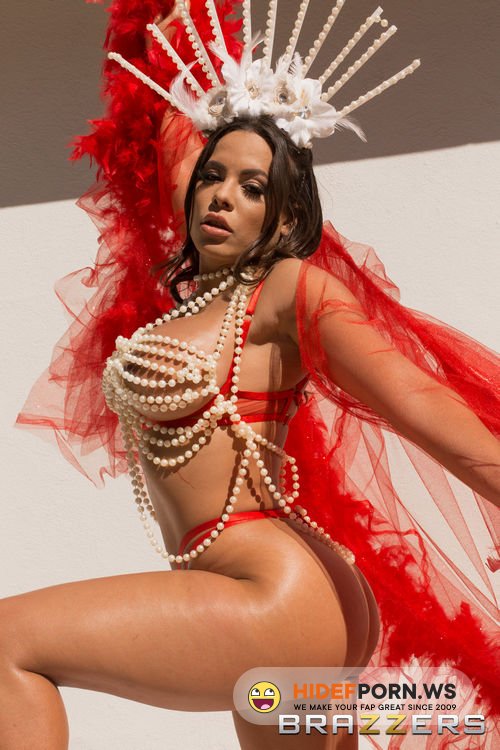 BrazzersExxtra.com/Brazzers.com - Luna Star Perfection In Pearls [FullHD 1080p]