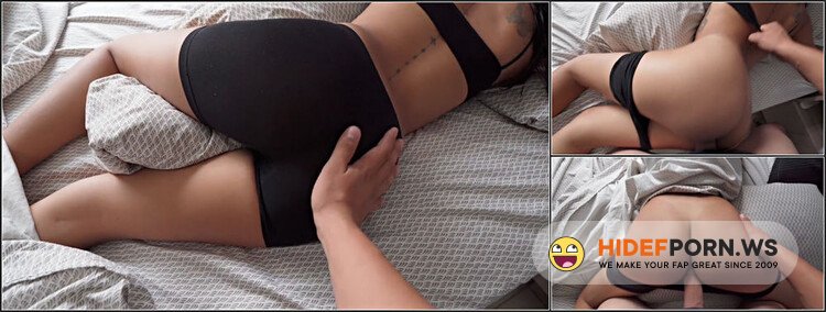 Asi Es Como Me Despierta Mi Padrastro Cuando No Tengo Ganas De Ir a La Universidad - Tara Rico [FullHD 1080p]