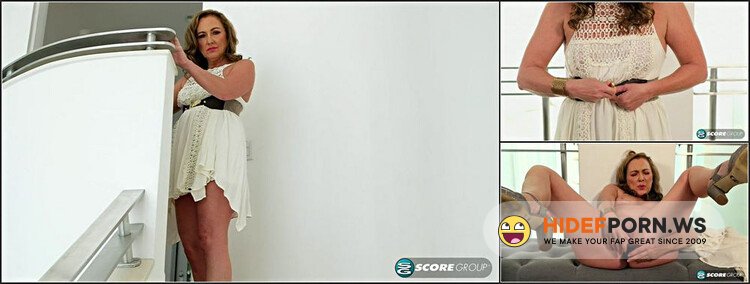 ScoreLand/MilfBundle - JESSIE REINES ONE-WOMAN SHOW. [FullHD 1080p]