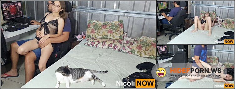 Nicoli Now - Who Does He Prefer? Me Or League Of Legends? Cute Petite Teen Anal [FullHD 1080p]