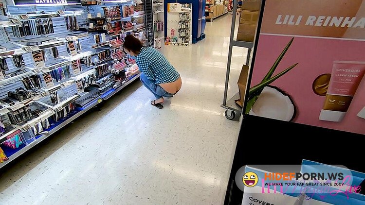 ManyVids - ImMeganLive - PUBLIC BUTT CRACK Vol 3 [FullHD 1080p]