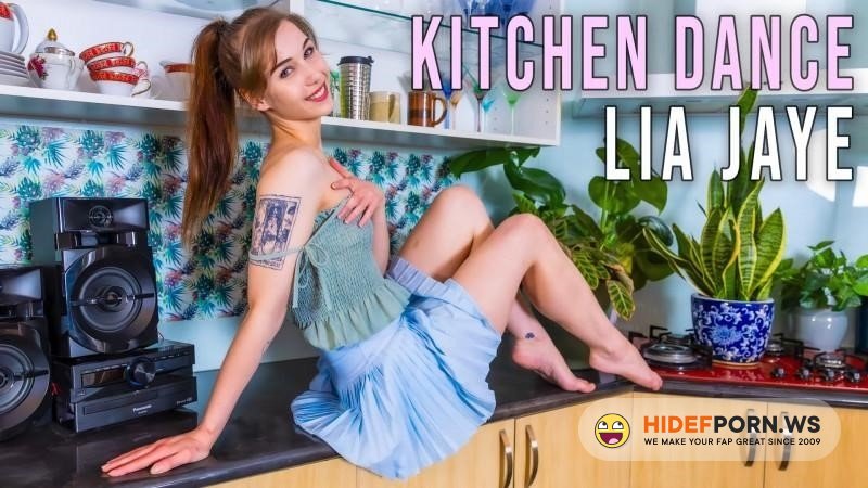GirlsOutWest - Lia Jaye - Kitchen Dance [2023/FullHD]
