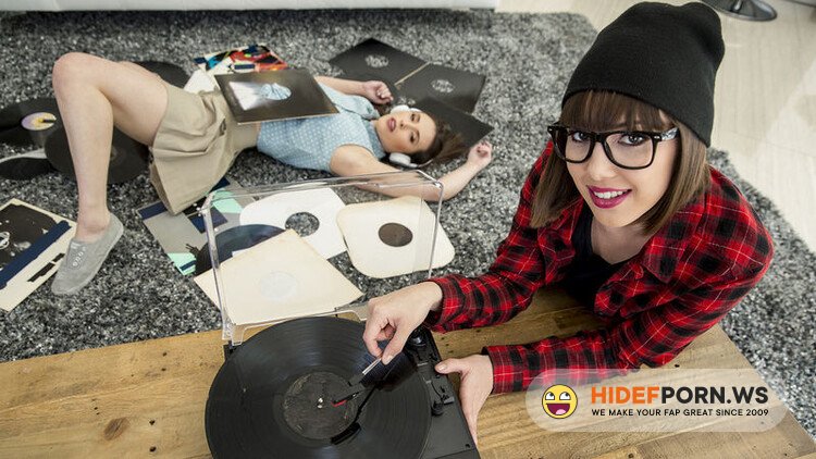WhenGirlsPlay.com/Twistys.com - Casey Calvert and Jenna Sativa - Vinyl Obsession [FullHD 1080p]