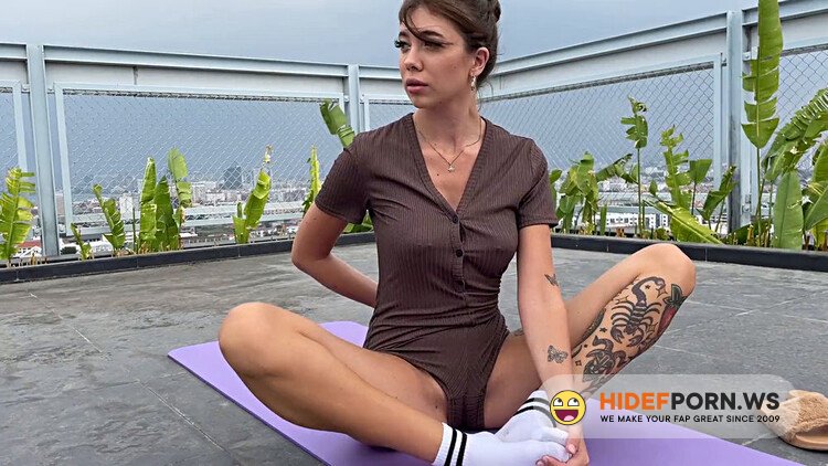 Dirty YOGA Instructor Fucked Me When He Saw My CamelToe [FullHD 1080p]