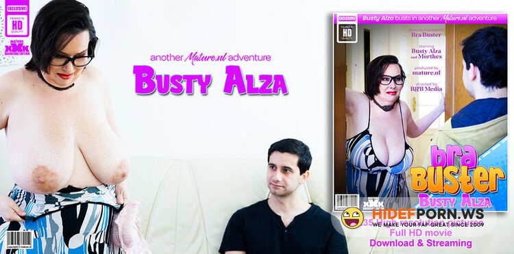 Mature.nl - Curvy Milf Busty Alza With Her Big Natural Saggy Tits Is Doing a Young Bra Salesman Busty Alza (36), Morthes (25) [FullHD 1080p]